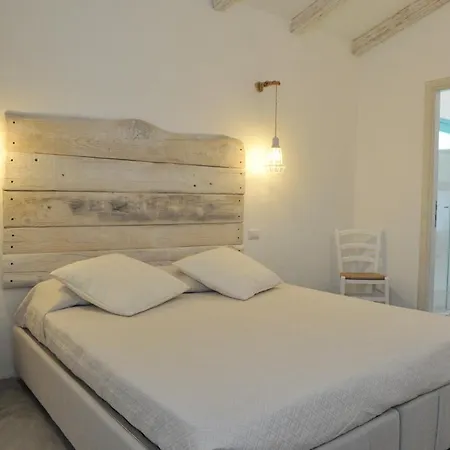 Li Tauli 3* Арцакена