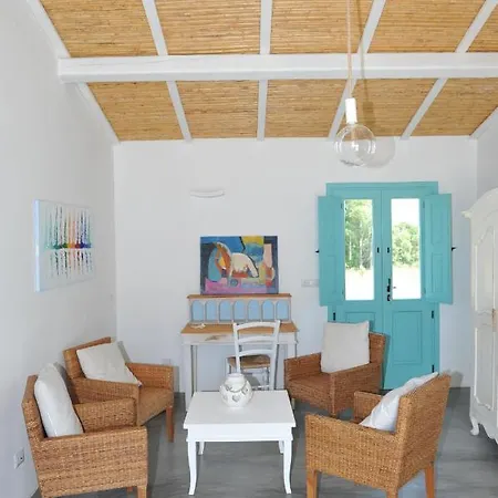 Li Tauli فندق مبيت وإفطار