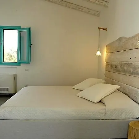 Li Tauli فندق مبيت وإفطار 3*